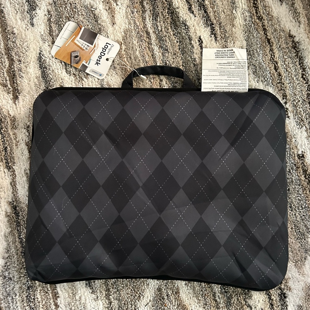 LAPGEAR Designer Lap Desk with Phone Holder and Device Ledge - Gray Argyle